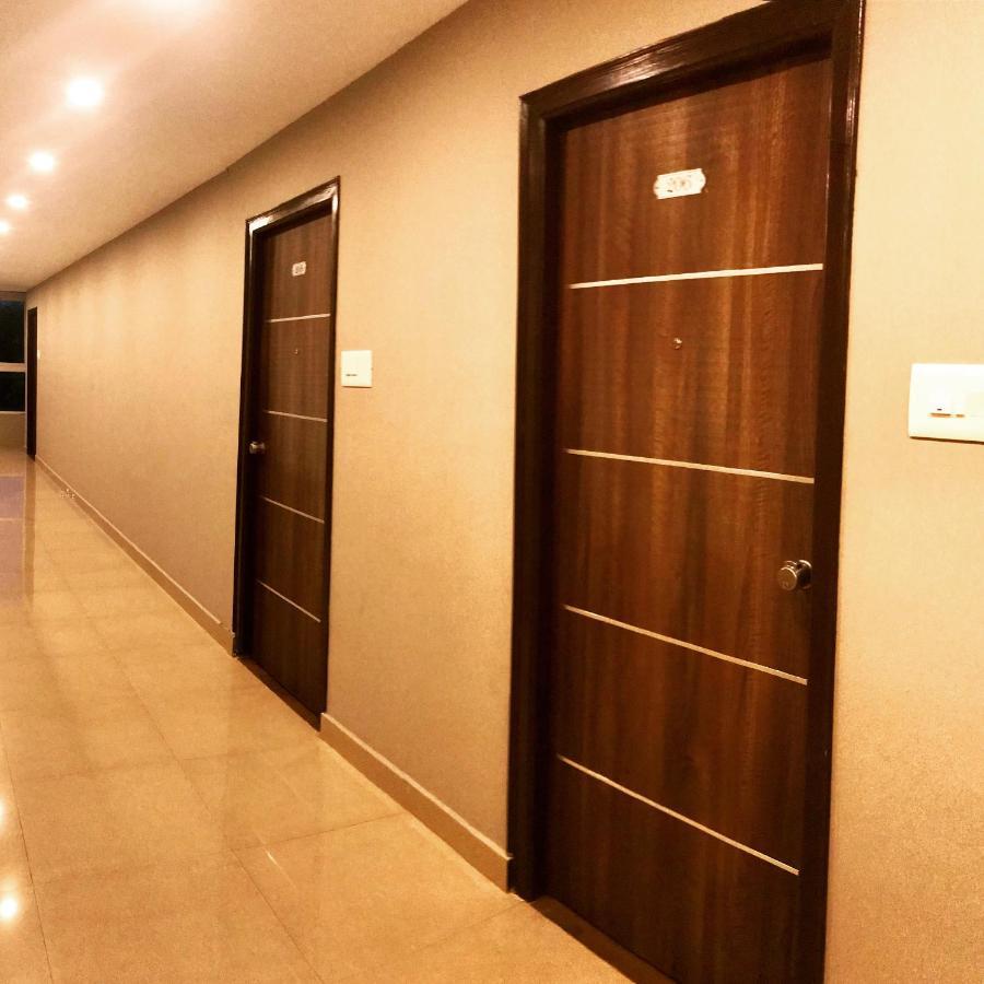 Отель Sharada Residency Somvarpet Экстерьер фото