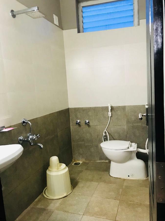 Отель Sharada Residency Somvarpet Экстерьер фото